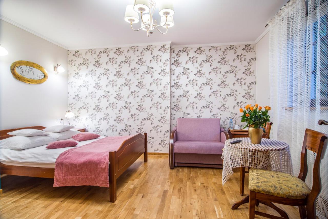 Pokoje Ksiezycowe Przy Rynku Kazimierz Dolny Bagian luar foto
